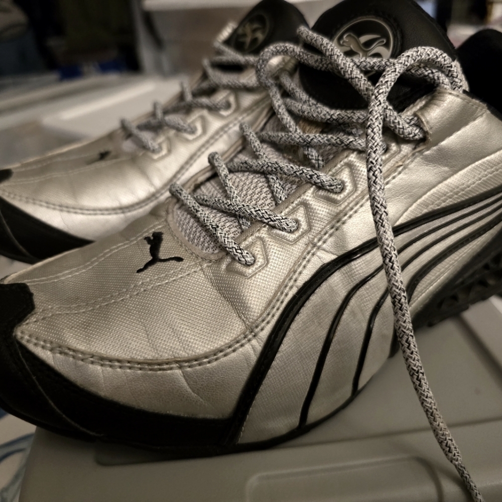 Vintage PUMA Cell CERAE 2